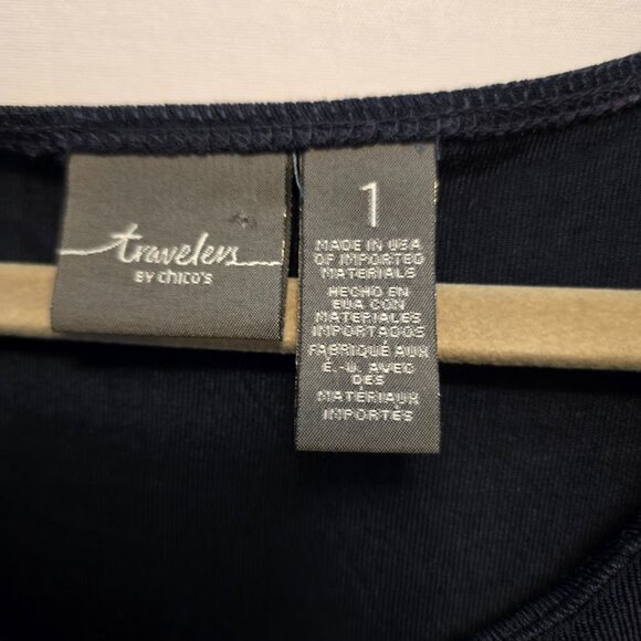 CHICOS TRAVELERS BLACK LONG SLEEVE TUNIC SIZE 1 MEDIUM (8) COLLAR GOLD ACCENT - Picture 2 of 9